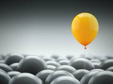 الشعور بعدم الانتماء: هل هو طبيعي وكيف نتكيف&nbsp;معه؟